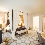 Grand Palace - Small Luxury Of The World 5*