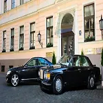 Grand Palace - Small Luxury Of The World 5*