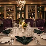 Grand Palace - Small Luxury Of The World ريغا