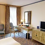 Grand Palace - Small Luxury Of The World