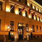 Grand Palace - Small Luxury Of The World