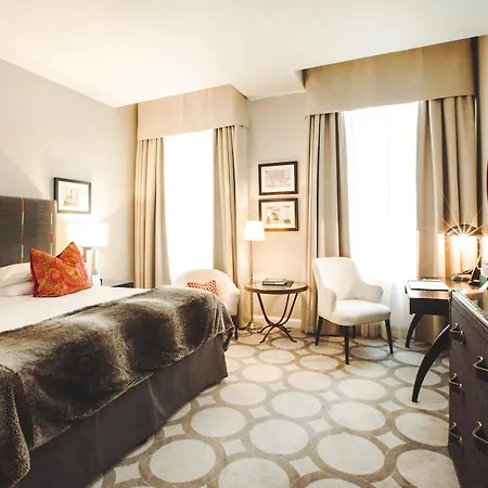 호텔 Grand Palace - Small Luxury Of The World 리가
