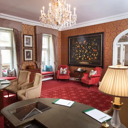 호텔 Grand Palace - Small Luxury Of The World 5*
