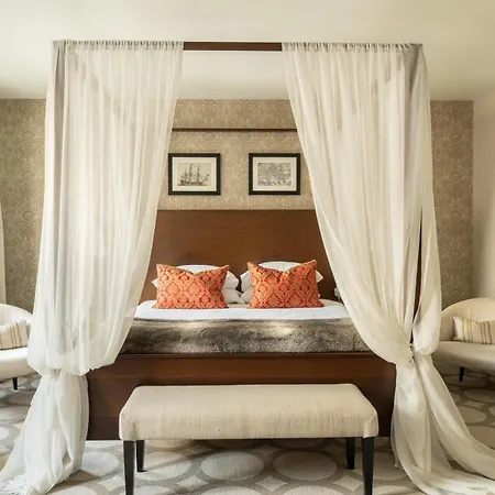 Grand Palace - Small Luxury Of The World 5*