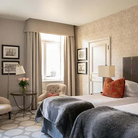 Grand Palace - Small Luxury Of The World