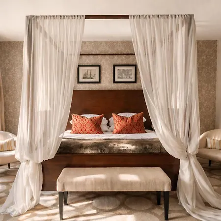 Grand Palace - Small Luxury Of The World Hotel 5*