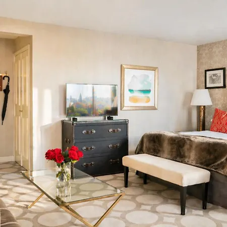Grand Palace - Small Luxury Of The World 5*