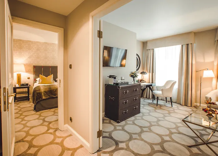 Grand Palace - Small Luxury Of The World Hotel Riga