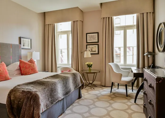 Hotel Grand Palace - Small Luxury Of The World 5*