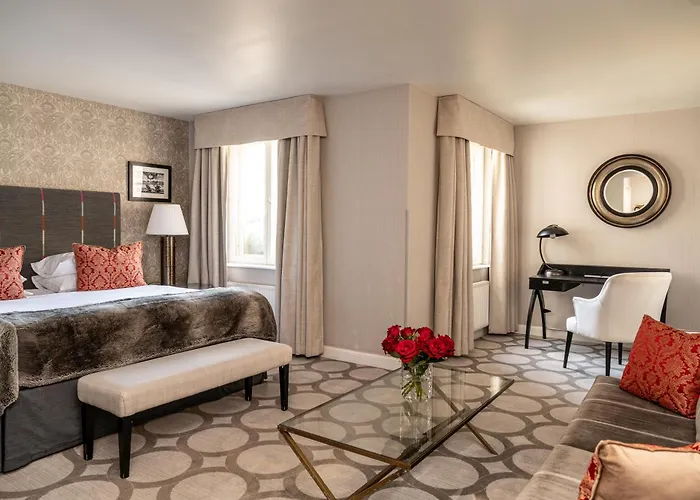 Grand Palace - Small Luxury Of The World Hotell