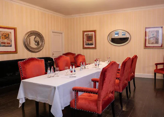 Grand Palace - Small Luxury Of The World 5*