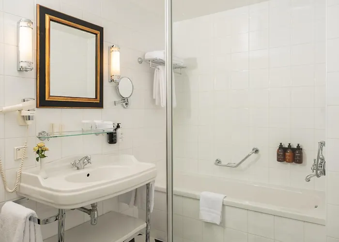 Grand Palace - Small Luxury Of The World