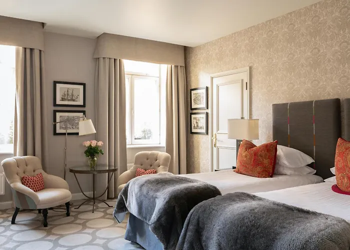 Grand Palace - Small Luxury Of The World