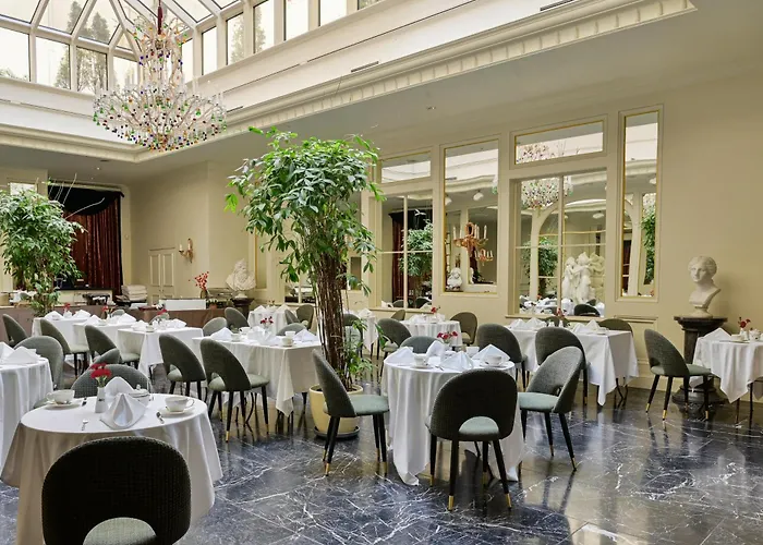 Hotel Grand Palace - Small Luxury Of The World