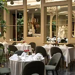 Grand Palace - Small Luxury Of The World 5* Riga