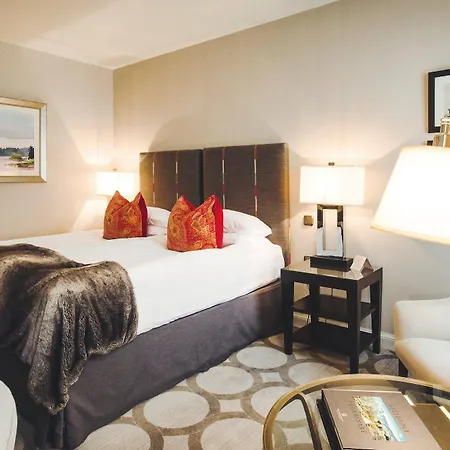 Hotel Grand Palace - Small Luxury Of The World 5*