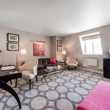 Hotel Grand Palace - Small Luxury Of The World