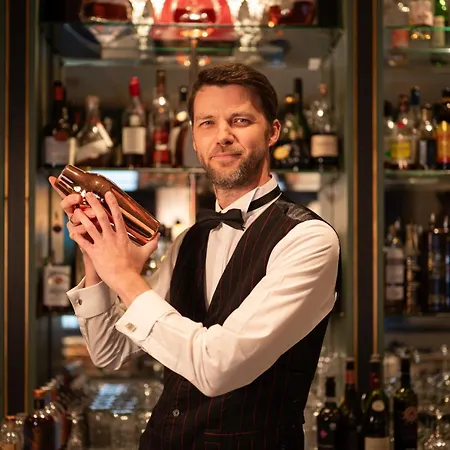 Grand Palace - Small Luxury Of The World 5*