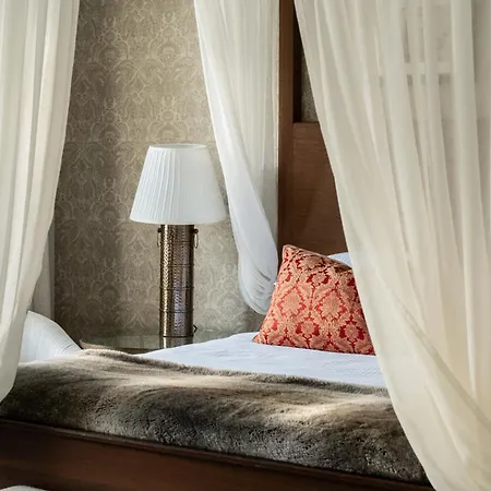 Grand Palace - Small Luxury Of The World Riga