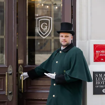 Hotel Grand Palace - Small Luxury Of The World 5*