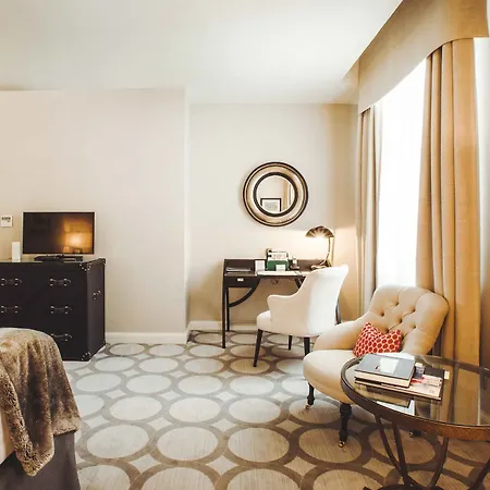 Hotel Grand Palace - Small Luxury Of The World