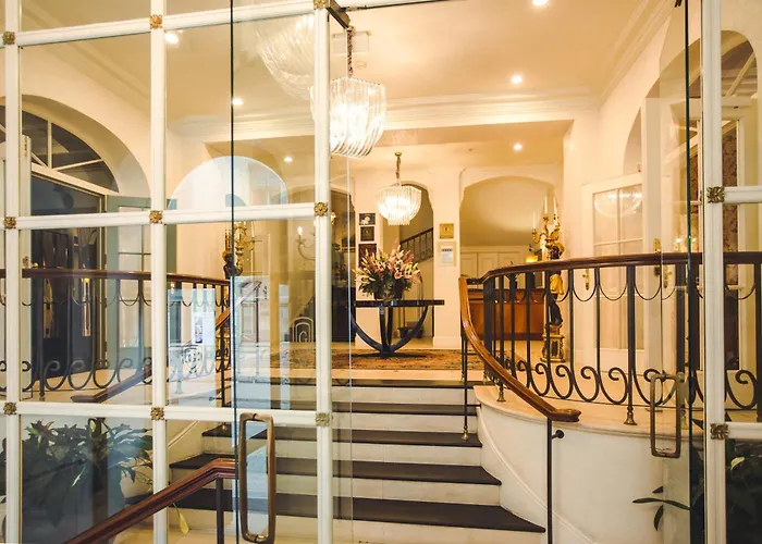 Grand Palace - Small Luxury Of The World Готель Рига