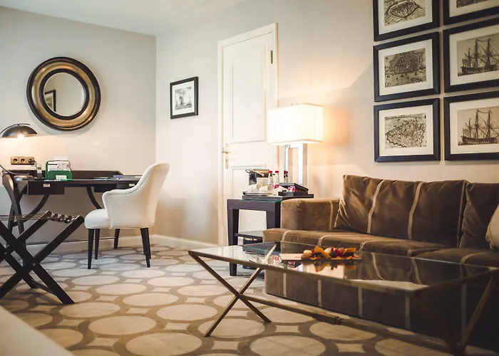 Grand Palace - Small Luxury Of The World Hotel 5*