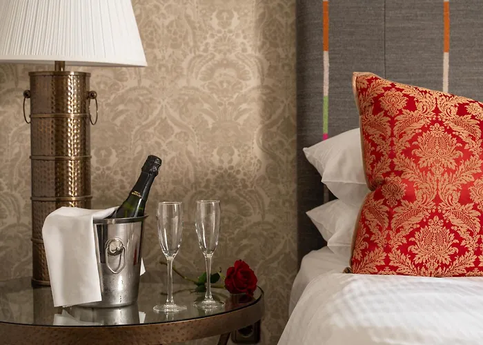 Grand Palace - Small Luxury Of The World 5*