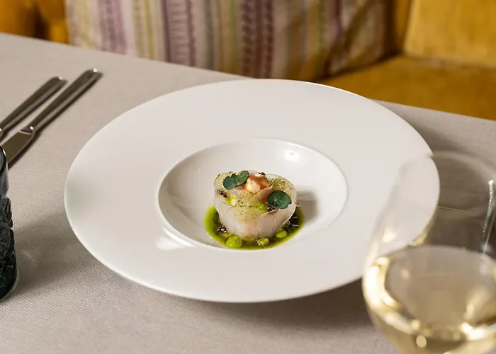 Grand Palace - Small Luxury Of The World 5*