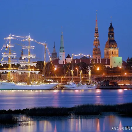Grand Palace - Small Luxury Of The World Szálloda
